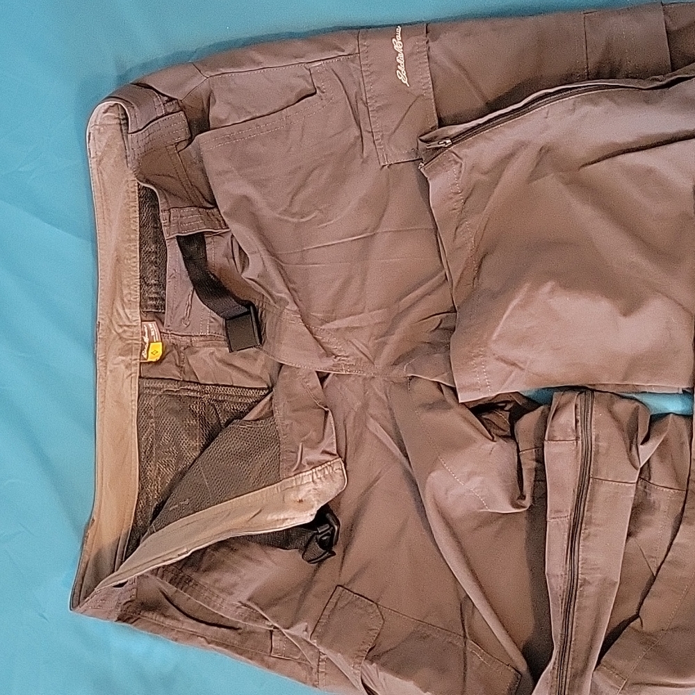 Men's Eddie Bauer convertible pants